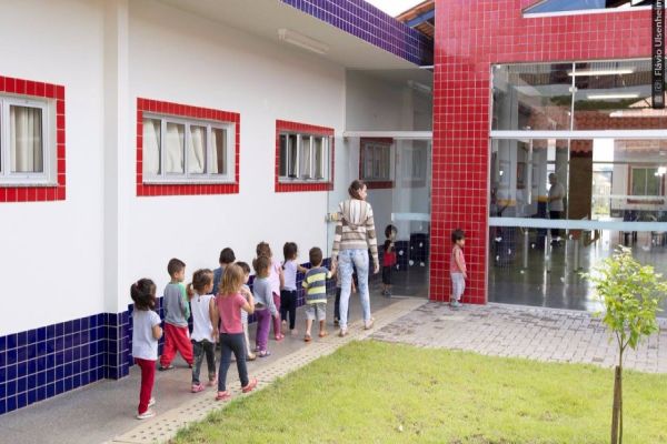 Vereadores questionam alteração da hora-atividade na rede municipal de Cascavel