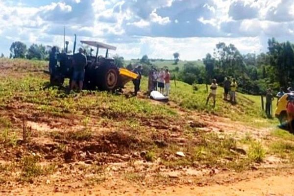 Imagem referente a notícia: Agricultor morre em acidente com trator em Alto Piquiri