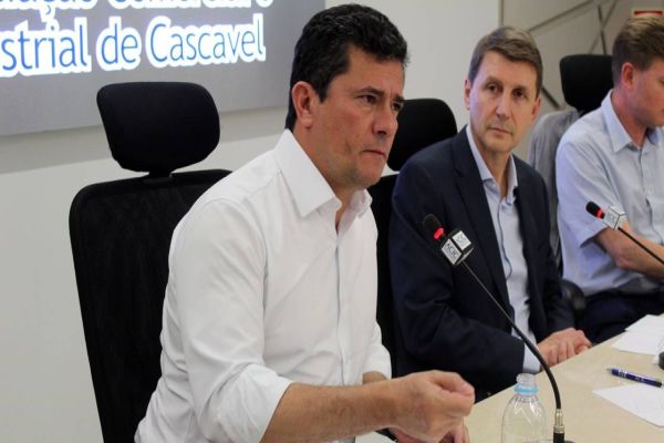 Moro fala em oposição responsável e defende a reforma do judiciário