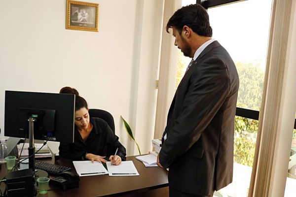 Advogado da Professora Liliam protocola defesa da vereadora