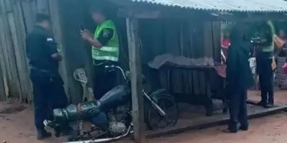 Fatalidade: Menino de 8 anos dispara espingarda e mata a irmã de 5 anos no Paraguai