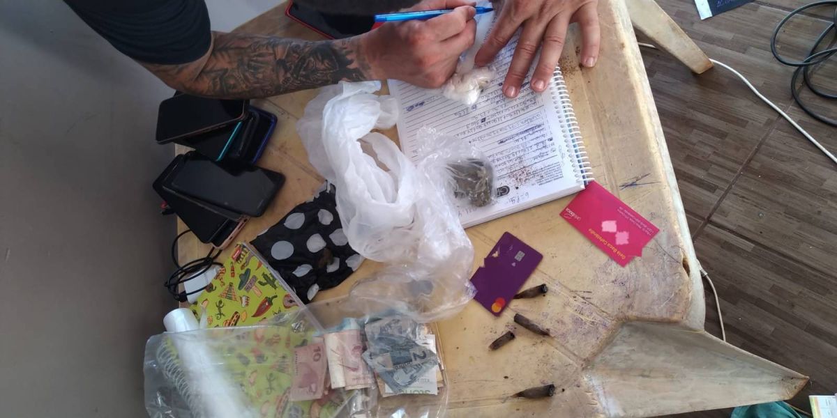 Suspeitos de envolvimento em homicídios são presos pela Polícia Militar em Cafelândia