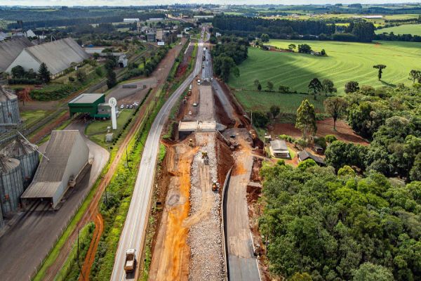 Duplicação da BR-277 em Cascavel chega a quase 60% de conclusão