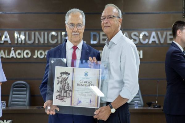 Pioneiro Luiz Martins Teixeira recebe título de cidadão honorário de Cascavel