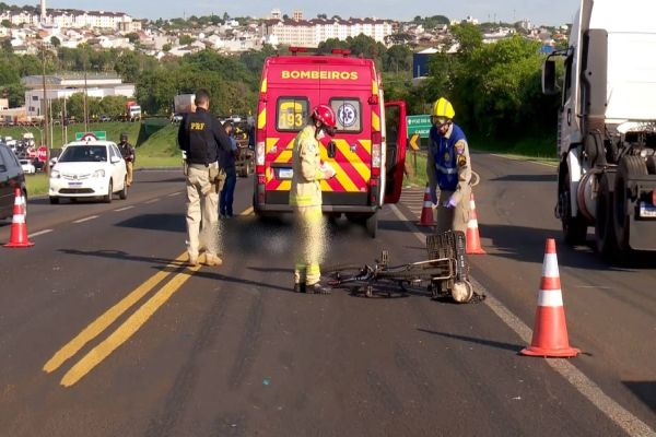 Ciclista de 70 anos morre após ser violentamente atingido por caminhão na BR-277 em Cascavel