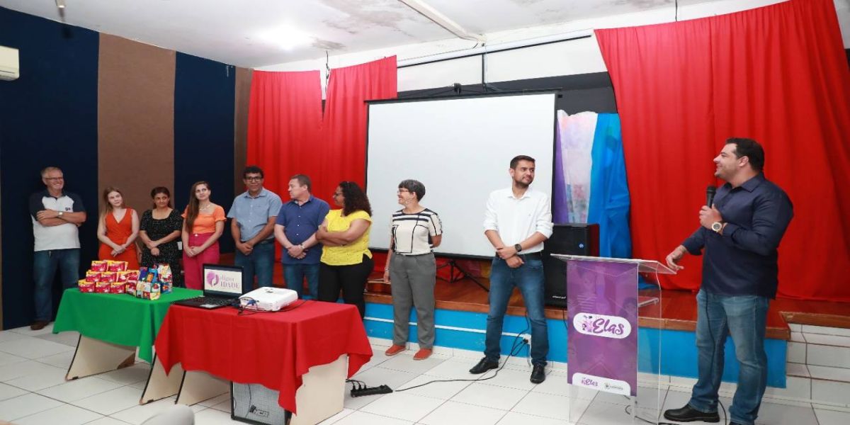 Programa Digna Idade vai distribuir 30 mil absorventes às meninas em situação de vulnerabilidade