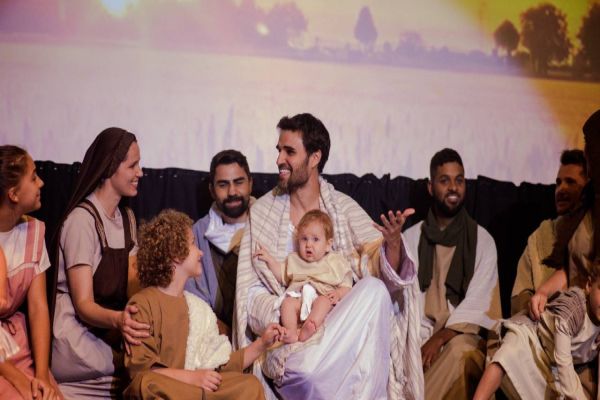 Nova Igreja Batista de Cascavel estreia musical de Natal “Circo da Vida”