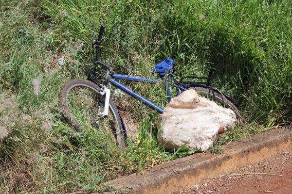 Imagem referente a notícia: Ciclista fica gravemente ferido em acidente de trânsito na PR-180, em Cascavel