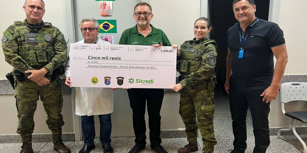 BPFRON e Sicredi repassam ao CEONC valor arrecadado com a campanha Outubro Rosa/Novembro Azul