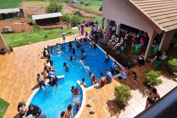 Projovem Adolescente de Toledo encerra ano com atividade recreativa