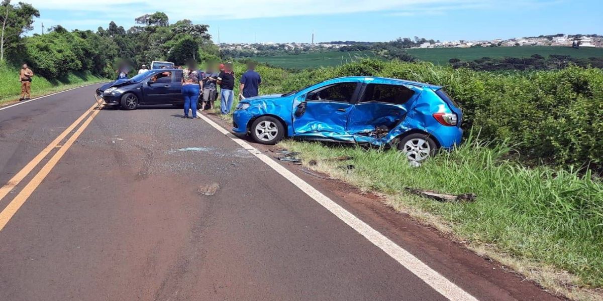 Homem fica em estado grave após forte colisão na PR-586, em Santa Tereza do Oeste