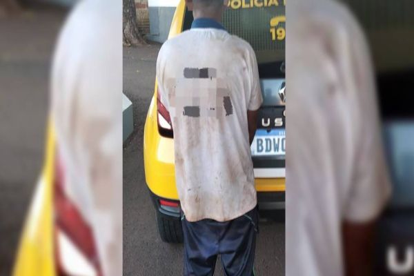 Homem é preso pela PM, após danificar unidade de saúde de Nova Aurora