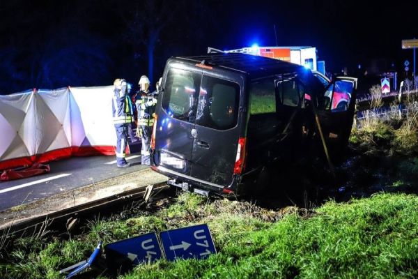 Motorista que transportava 4 caixões sofre ataque cardíaco, morre e se torna 5º cadáver