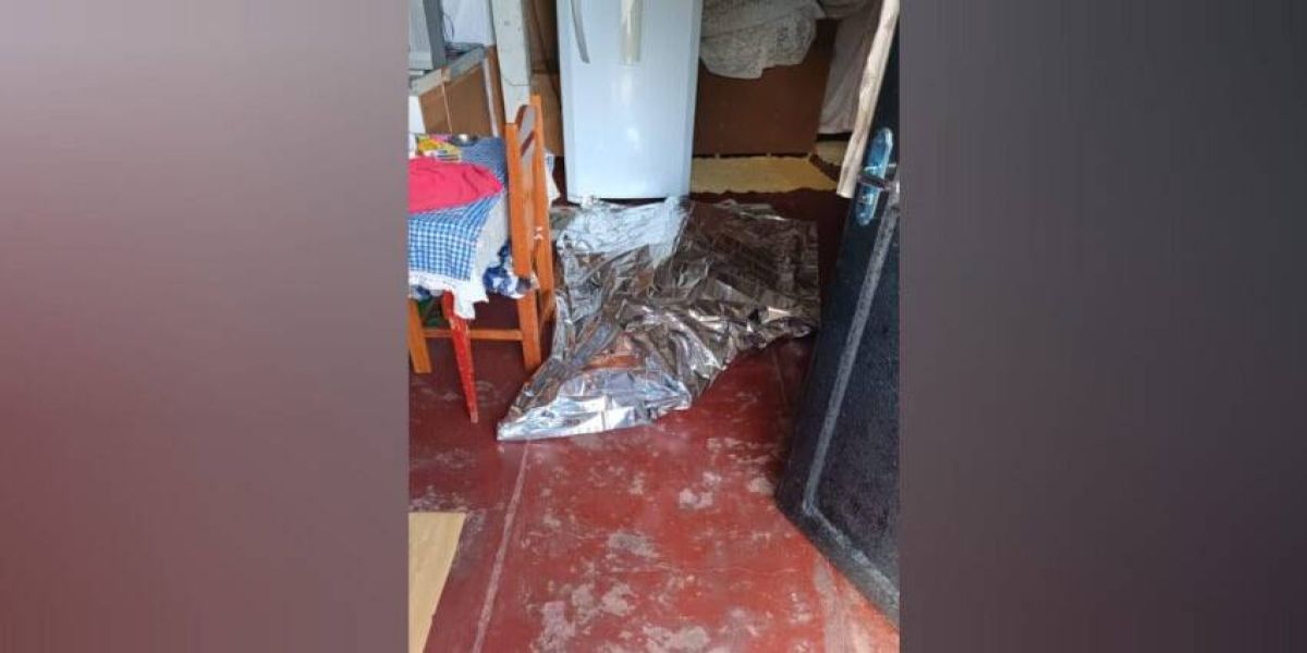 Homem mata a esposa a tiros e em seguida se entrega para a PM no sudoeste do Paraná