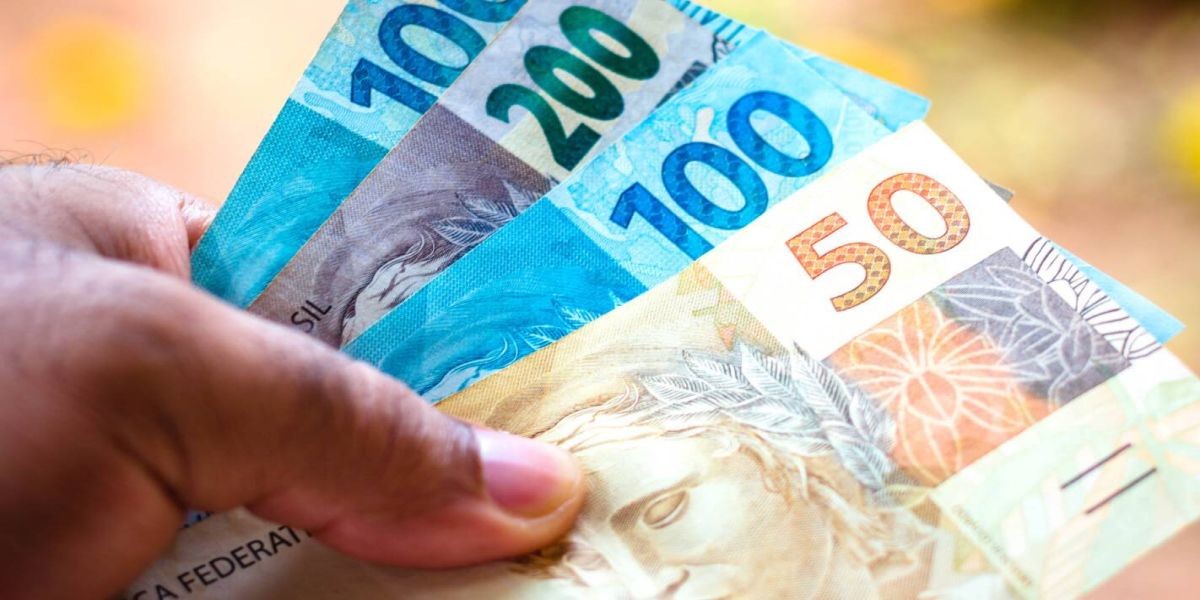 Presidência sanciona com veto lei que amplia a margem do consignado do servidor público para 45%