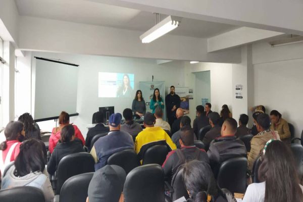 Centro de apoio a refugiados atende 22 mil pessoas em quatro anos no Paraná