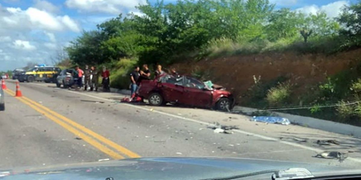Homem se desespera ao perceber que está filmando acidente que matou 5 pessoas de sua própria família