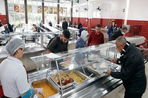 Nova tabela: Restaurante Popular tem refeições a partir de R$ 1 em Cascavel