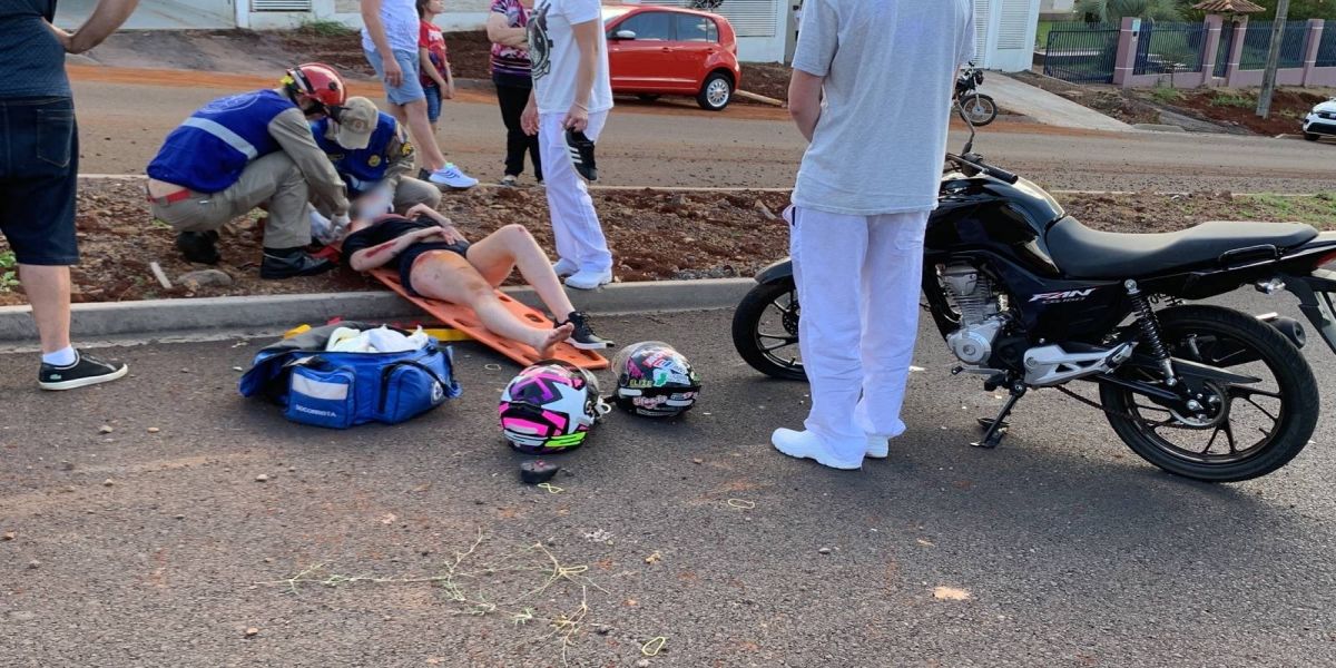 Duas mulheres ficam feridas após colisão de trânsito na Avenida Olindo Periolo, em Cascavel
