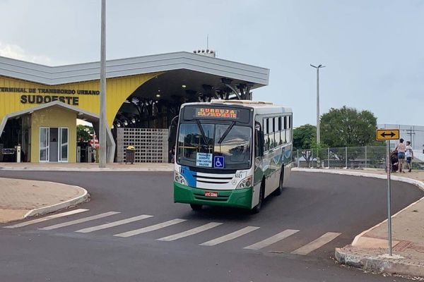 Concessão do transporte coletivo será de 15 anos para exploração