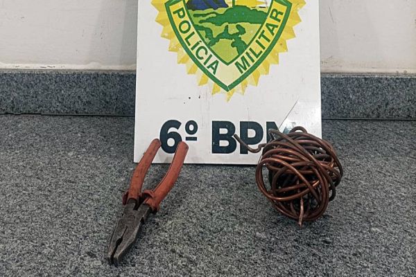 Homem é detido pela Polícia Militar com fios furtados no Bairro Cancelli