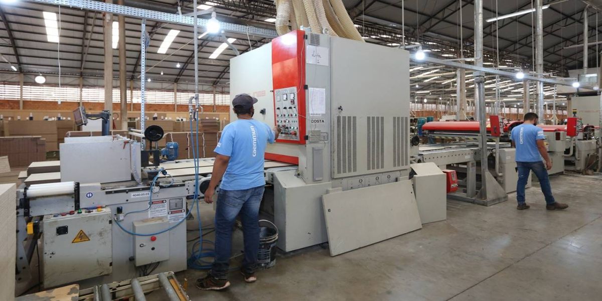 Paraná teve a maior alta industrial do Brasil em novembro de 2022, aponta IBGE