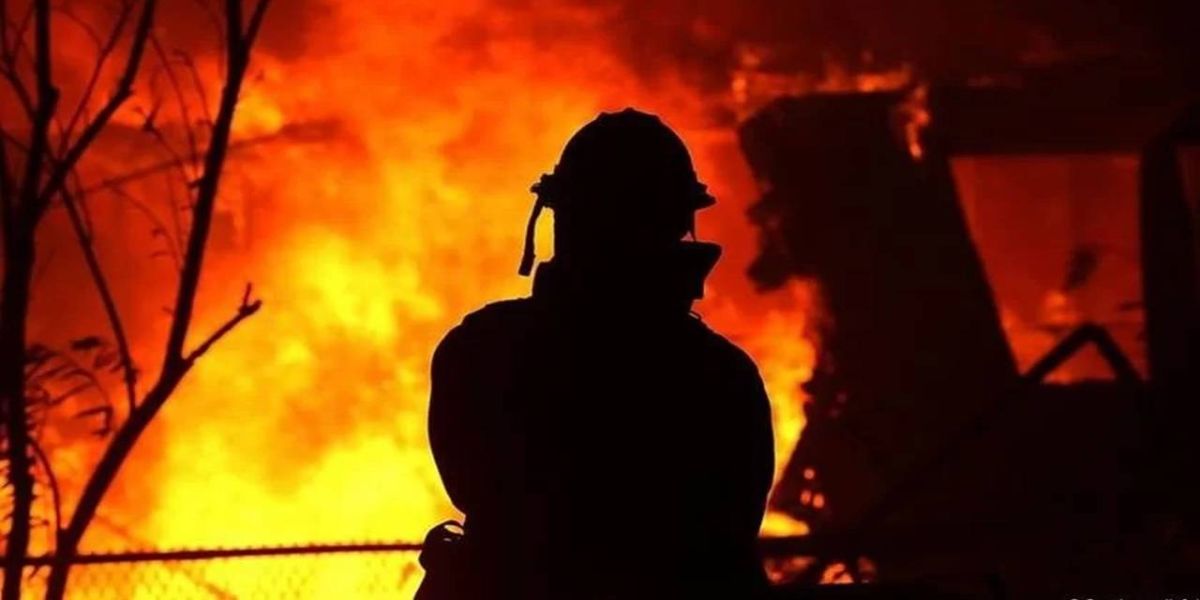 Bombeiros encontram corpo carbonizado após incêndio em Guarapuava