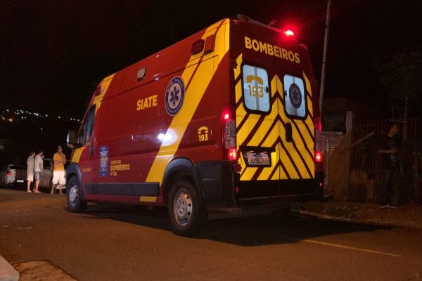 Imagem referente a notícia: Homem é baleado no ombro e corre pedir ajuda em imóvel no Loteamento Belmonte