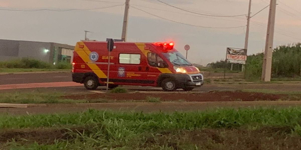Homem sofre contusão em lombar após queda de altura em imóvel as margens da PR-486