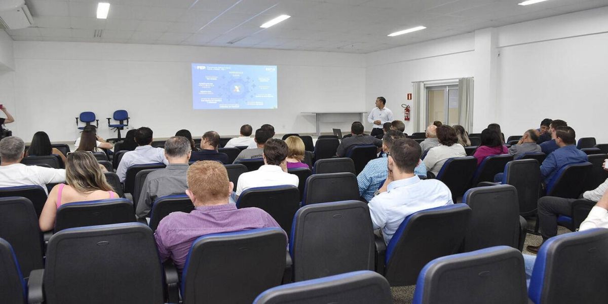 Municípios debatem formação de consórcio para construir aterros sanitários