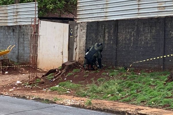 Imagem referente a notícia: Bope confirma que suposto artefato explosivo se tratava de um relógio de brinquedo