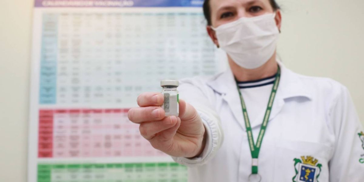 Cascavel inicia vacinação de dose de reforço para crianças de 5 a 11 anos