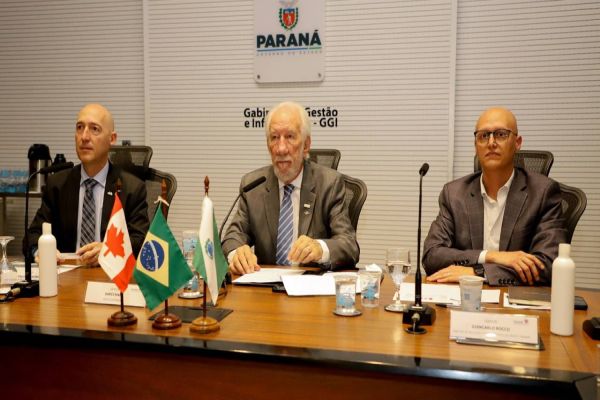 Governo do Paraná articula novos investimentos e parcerias comerciais com o Canadá