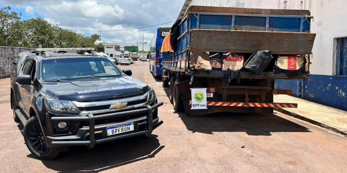 BPFRON apreende caminhão carregado com cigarros contrabandeados Ouro Verde do Oeste