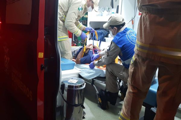 Homem de 32 anos é agredido com golpe de facão no Bairro Interlagos