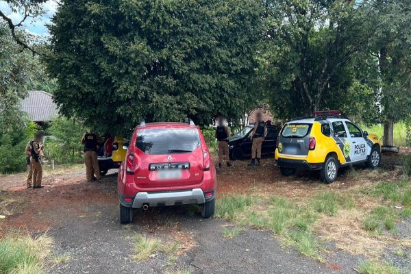 Pai e filho são presos acusados de manter casa de prostituição no Paraná