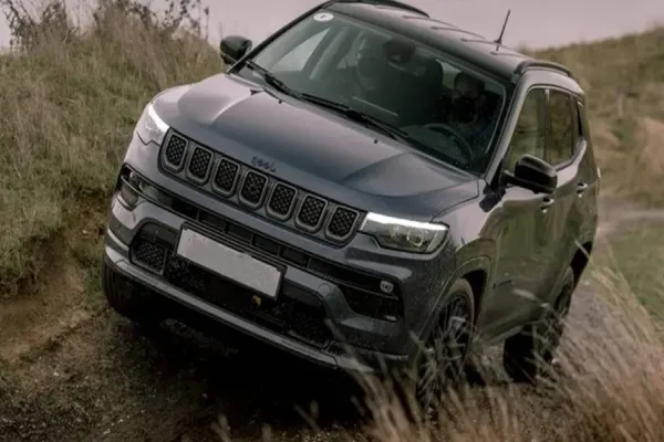 Foto relacionada a notícia: Jeep Compass é o carro novo mais procurado pelos brasileiros em 2022