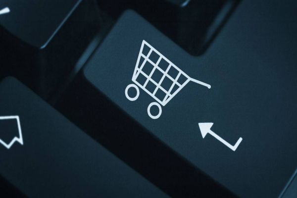 Compras online atingem quase R$ 170 bilhões no Brasil em 2022