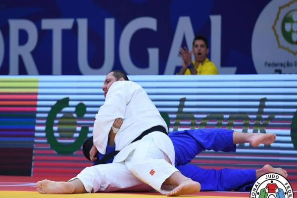 Baby vence duelo brasileiro e leva bronze no Grand Prix de Almada