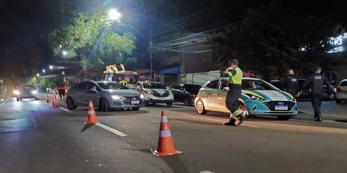 Blitze do fim de semana flagra 15 condutores embriagados em Cascavel