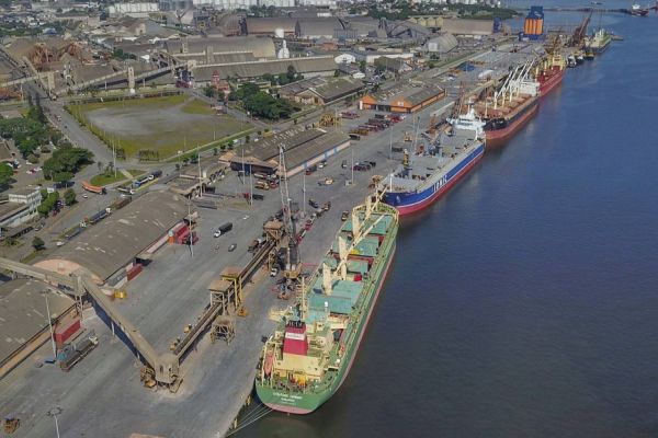 Produtos do Paraná foram exportados para 212 países em 2022