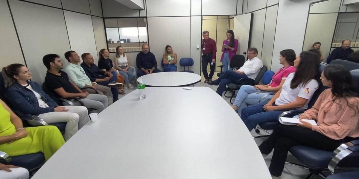 Novos servidores são empossados e Saúde dobra cobertura odontológica em Toledo