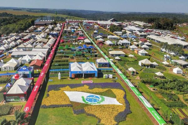 Genética, saúde animal, bioinsumos: Estado apresenta novas tecnologias no Show Rural