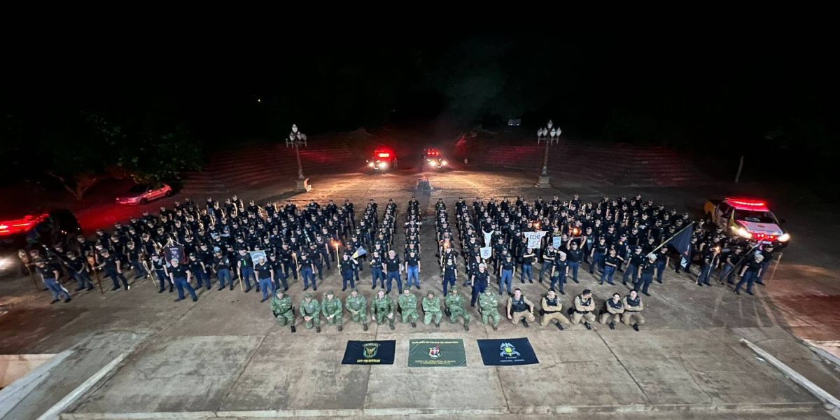 Alunos soldados da 3ºEsfaep de Cascavel-PR participam de atividades de campo no BPFRON