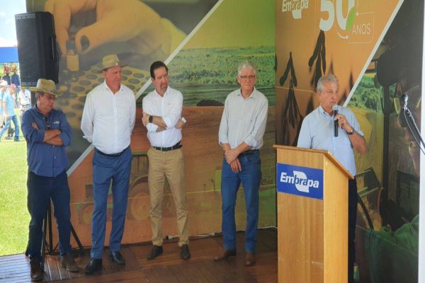 “Brasil mostra para o mundo como produzir e preservar”, diz Moretti, da Embrapa