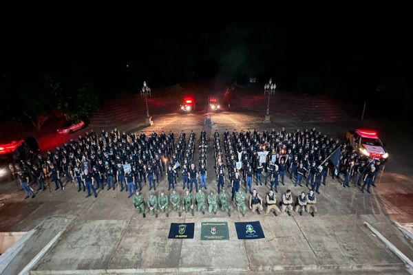 Alunos soldados da 3ºEsfaep de Cascavel-PR participam de atividades de campo no BPFRON