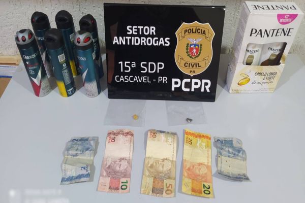 Dupla é detida pelo GDE por tráfico de drogas no centro de Cascavel
