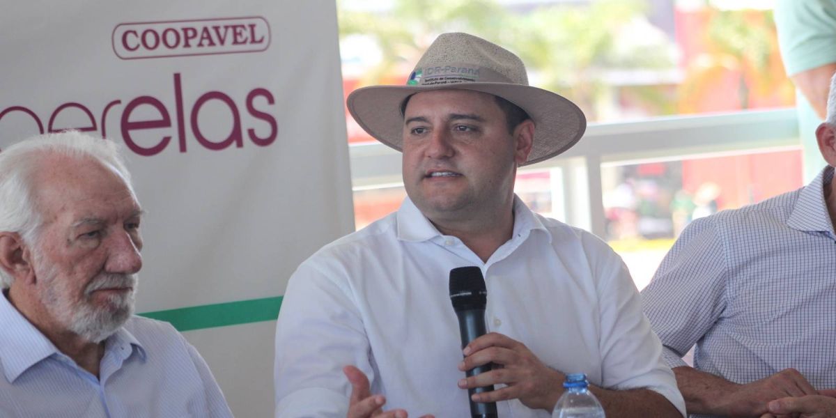 Ratinho diz no Show Rural que vai lançar pacote de obras de R$ 3,5 bilhões