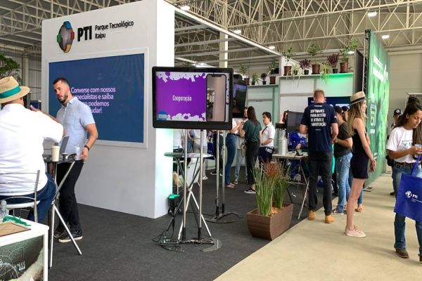 PTI e Indra assinam parceria para inovação no agro e smart cities