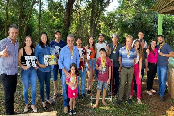Guaraniaçu: 2ª Torneio de Pelotaço reuniu muitos competidores na comunidade do Gramadinho